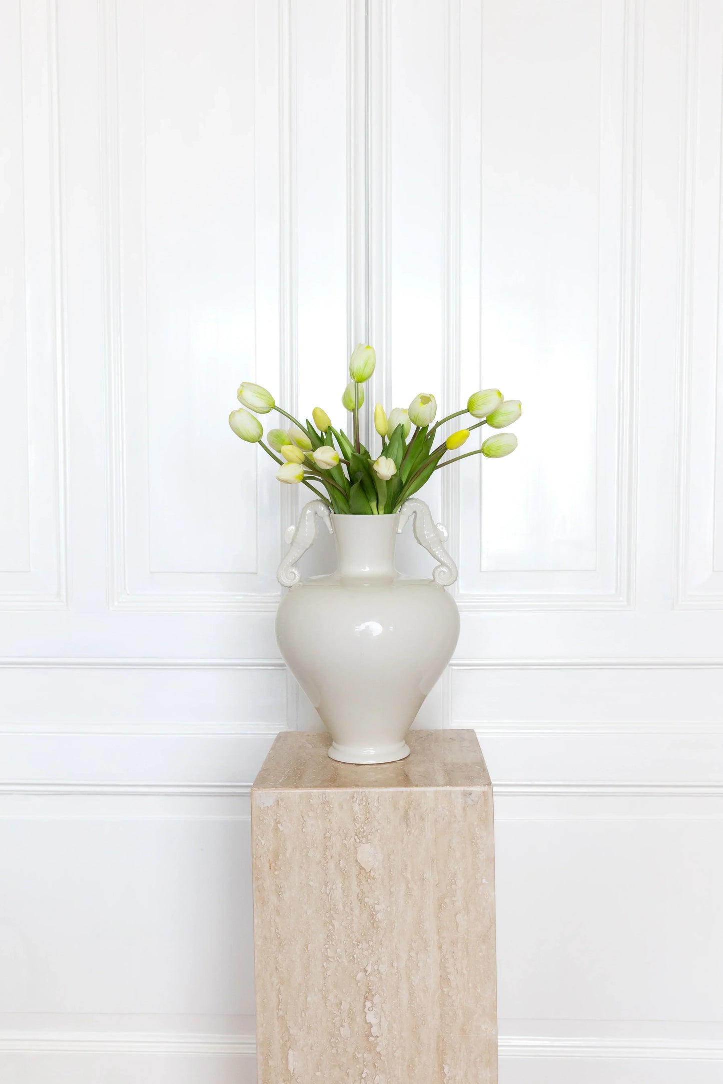 Tulip Bouquet White