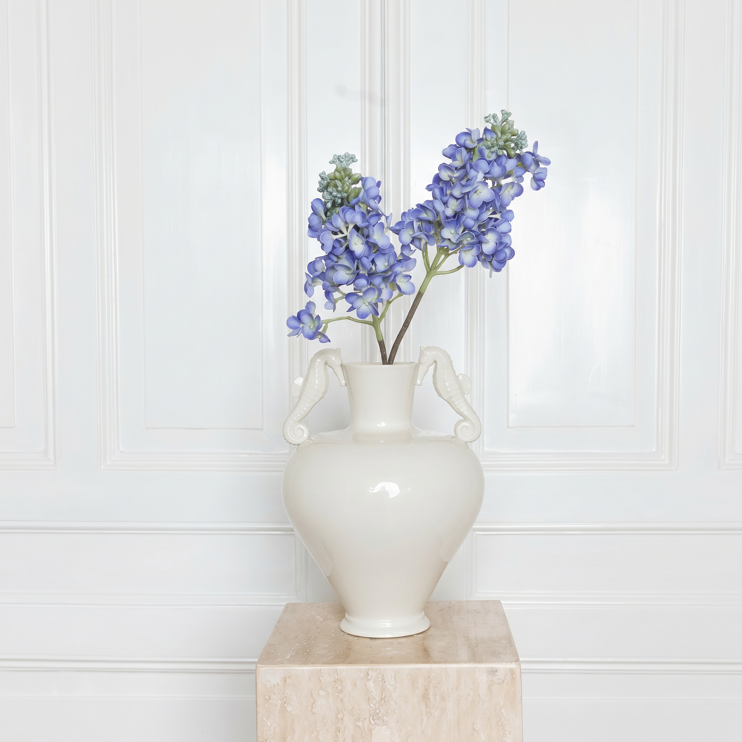 Premium light blue Lilac flower stem - Realistic silk syringa blossom - Atelier Verden